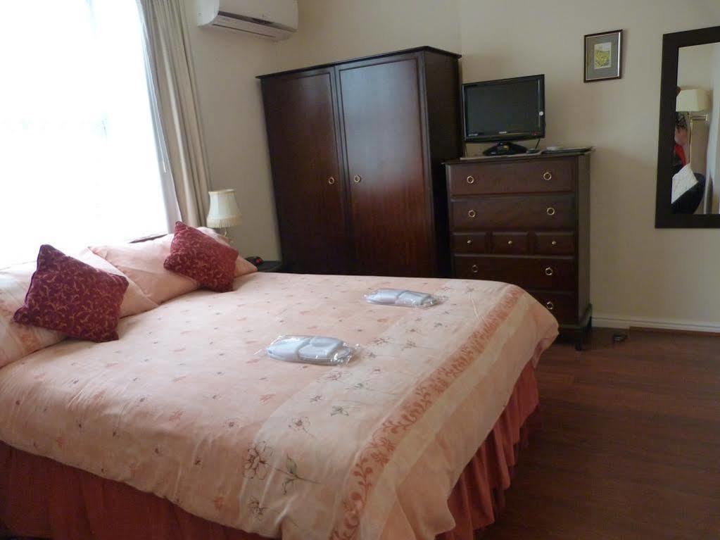 Oaklands House - Adults Only Hotel Brading Kültér fotó