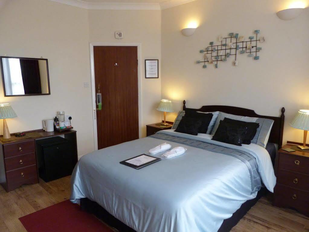Oaklands House - Adults Only Hotel Brading Kültér fotó