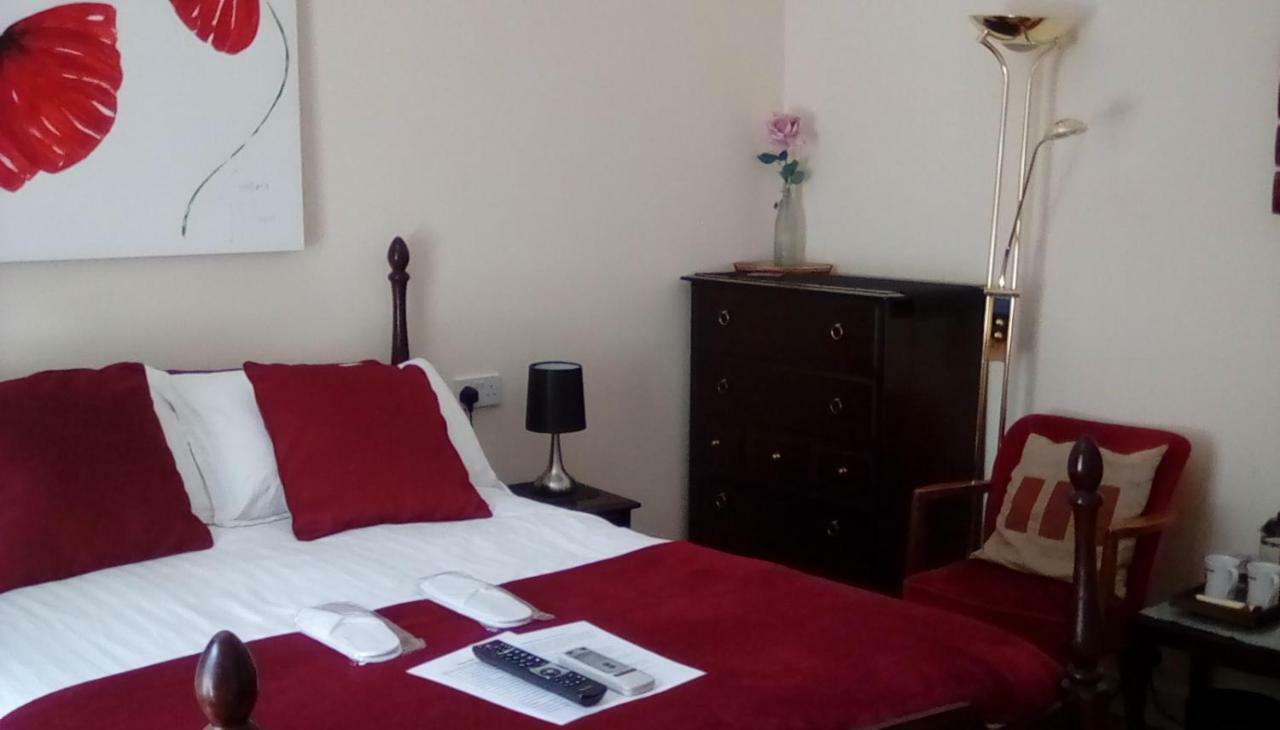 Oaklands House - Adults Only Hotel Brading Kültér fotó